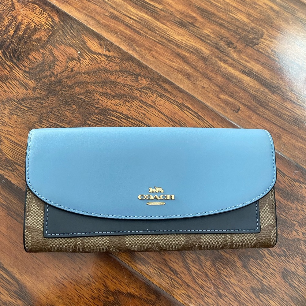 Coach wallet